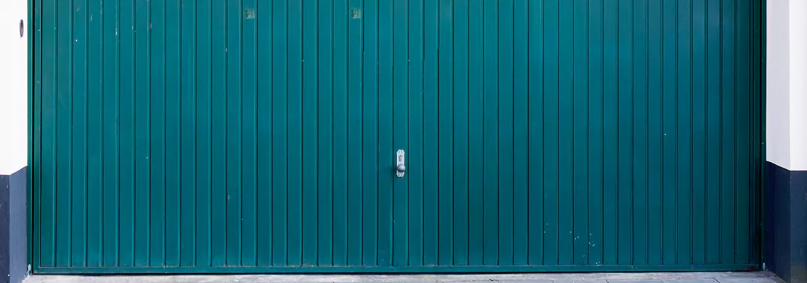 Vinyl Garage Doors Repair Specialists in Boca Raton, FL