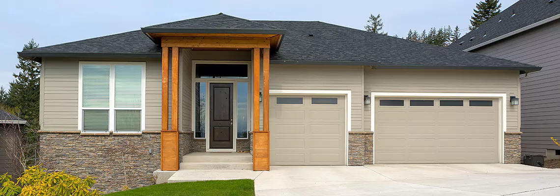 Repair Shaky Garage Door When Closing in Boca Raton, Florida