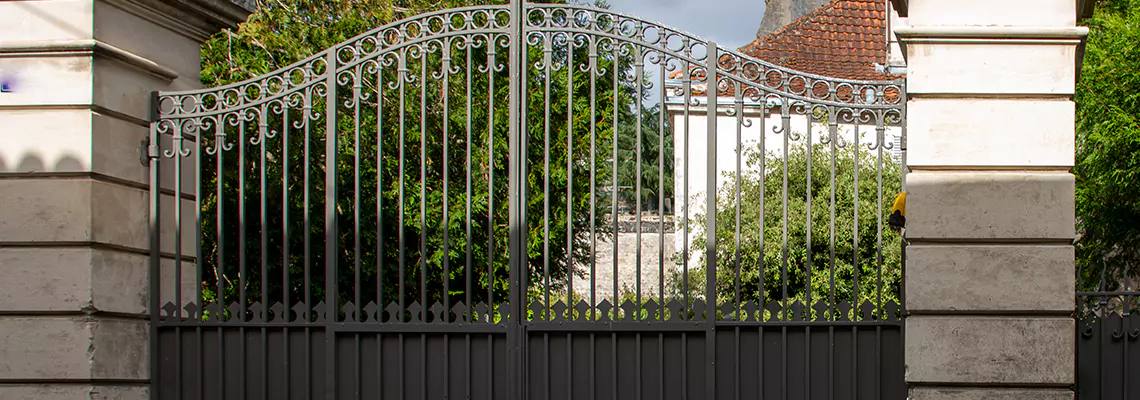 Wooden Swing Gate Repair in Boca Raton, FL